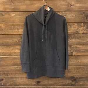 Women’s Gray Pullover